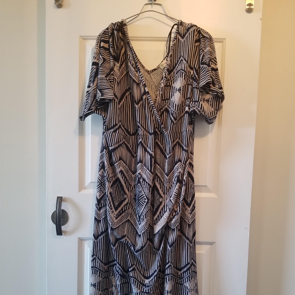 Check It Out Plus Geometric Maxi Dress